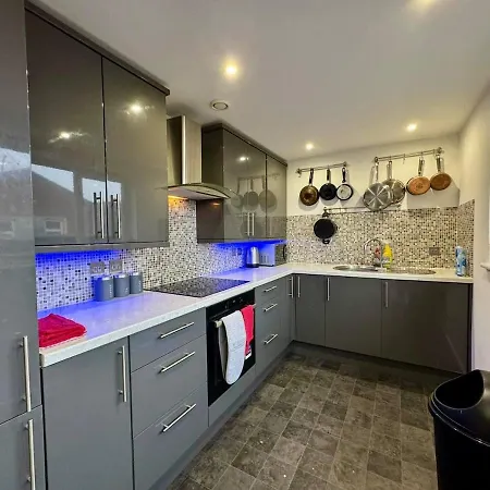 Apartment Waterloo Flat Near Temple Meads By Local *