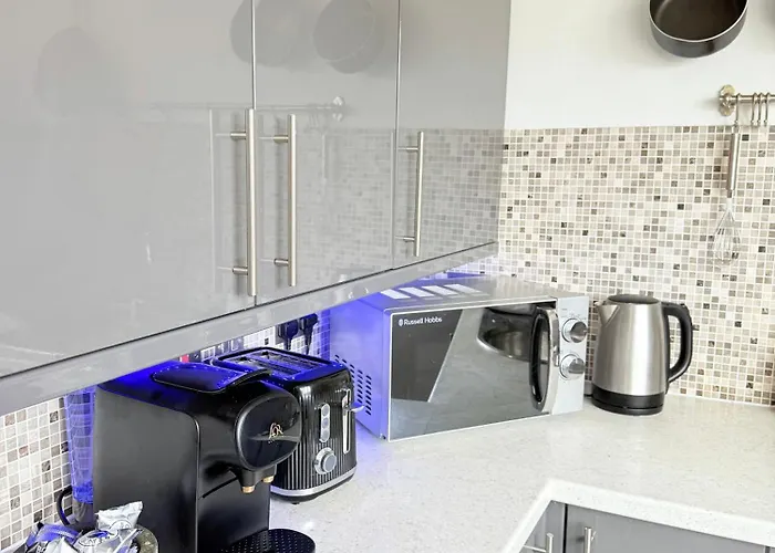 Penthouse With Views * Бристоль