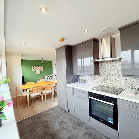 Penthouse With Views Bristol