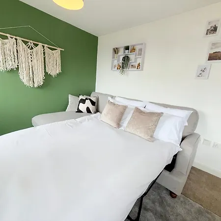 Penthouse With Views Apartment